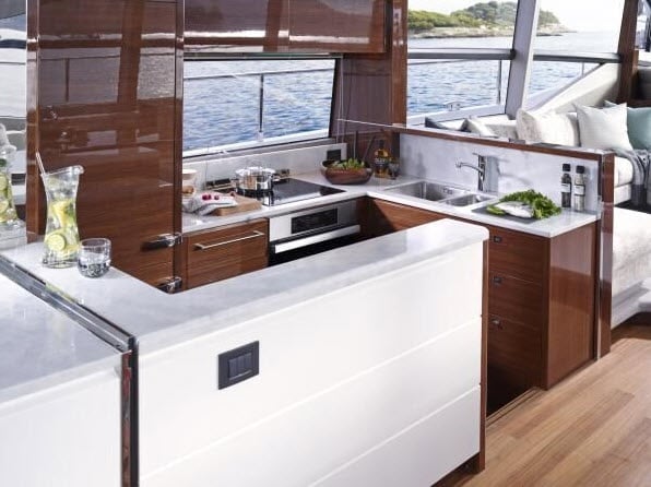 Princess Yachts 68