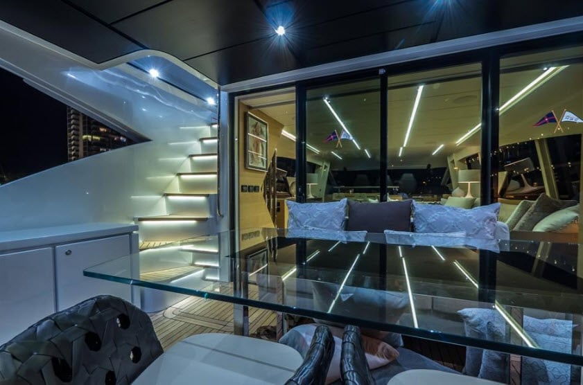 92 Pershing Express Yacht
