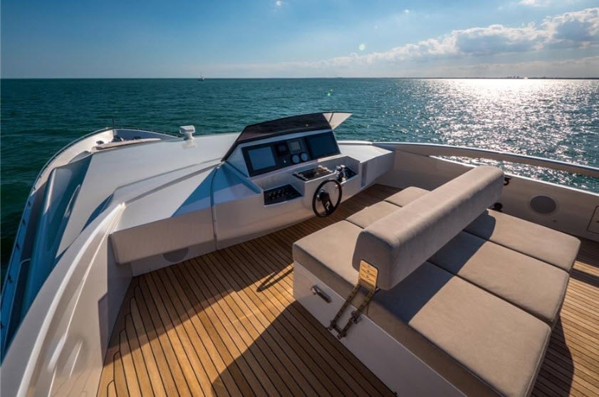 92 Pershing Express Yacht