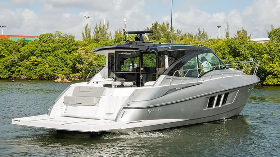 Cruisers Yachts 45 Cantius
