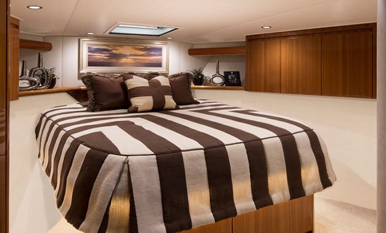 Viking Yachts 52