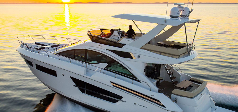 Exclusive Video of the New Cruisers Yachts 60 Fly