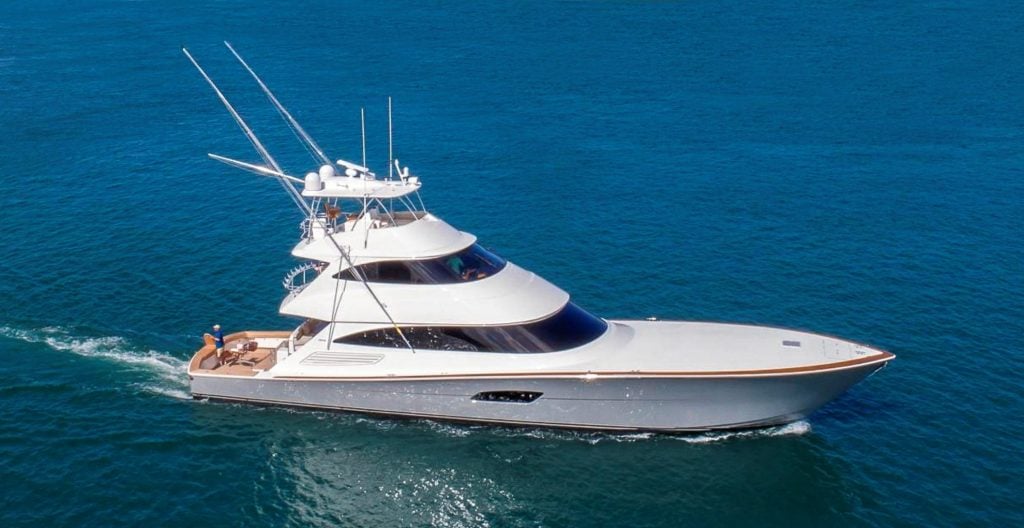 Profile shot of the Viking 92 Sky Bridge