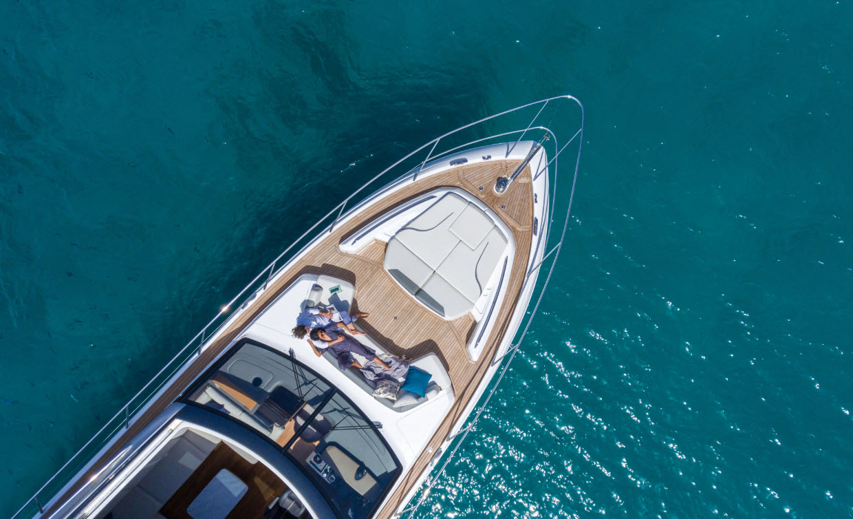 Motor-Yacht
