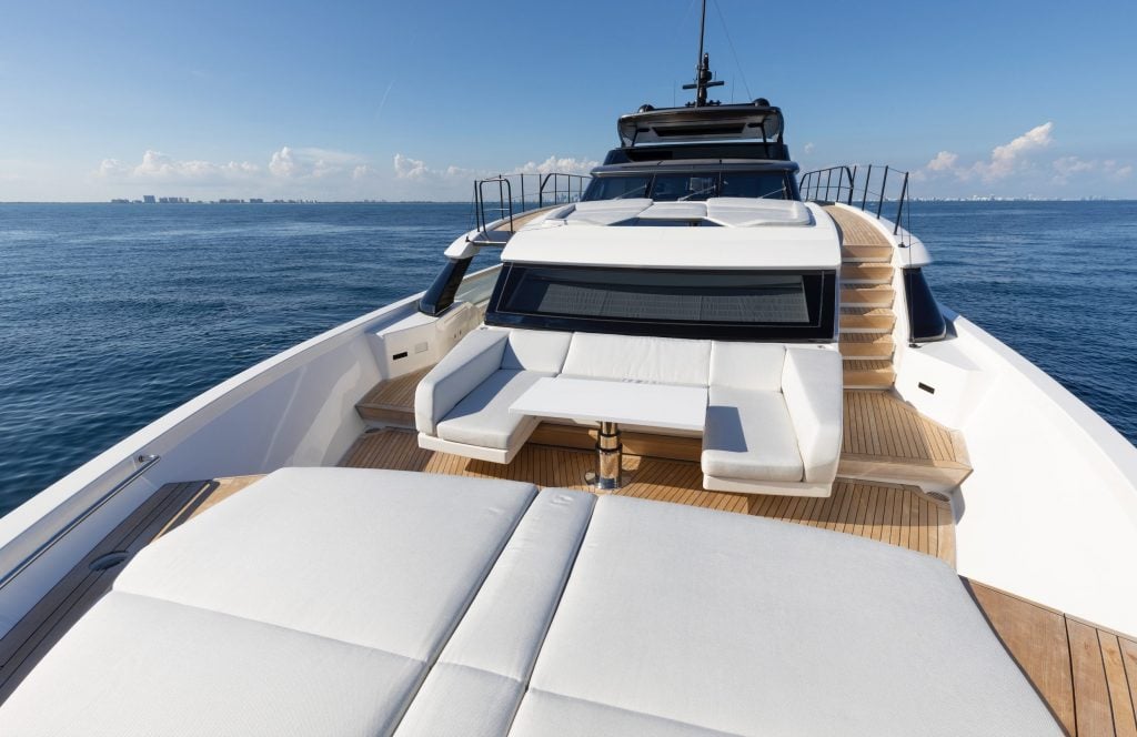 Sanlorenzo SL106A forward deck 