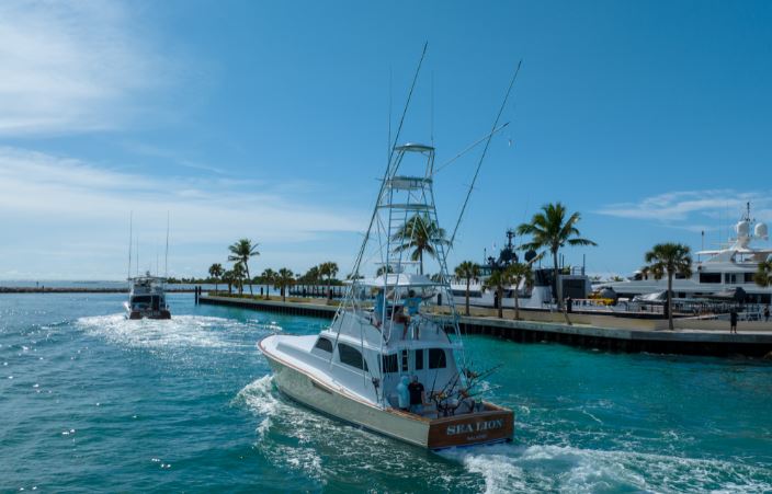 Photo of Sea Lion Sportfish Boat in Walkers Cay