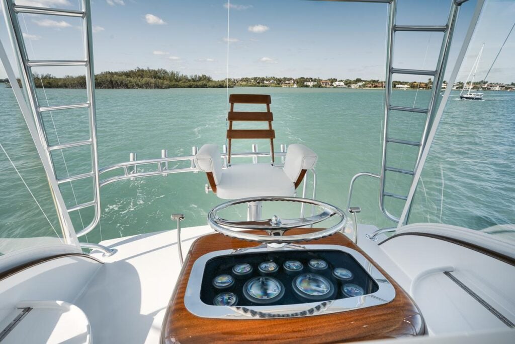 1963 Whiticar 54 Sea Lion II Flyridge