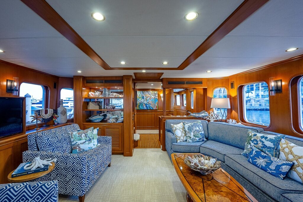 Elijah Jane 80 Offshore Voyager Salon