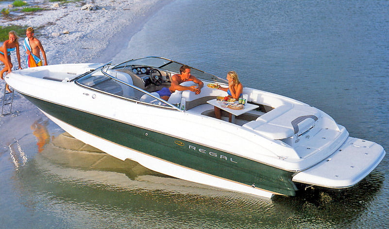 Regal Yachts 2600 LSR