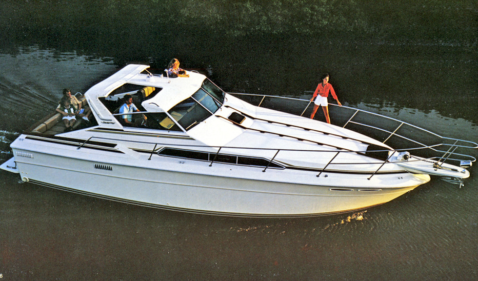 Sea Ray Yachts SRV360 Express Cruiser
