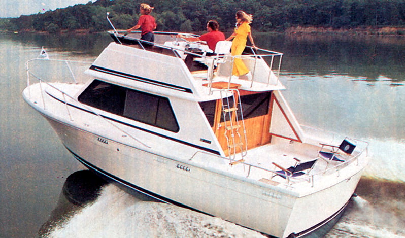 Trojan Yachts 28 Sedan