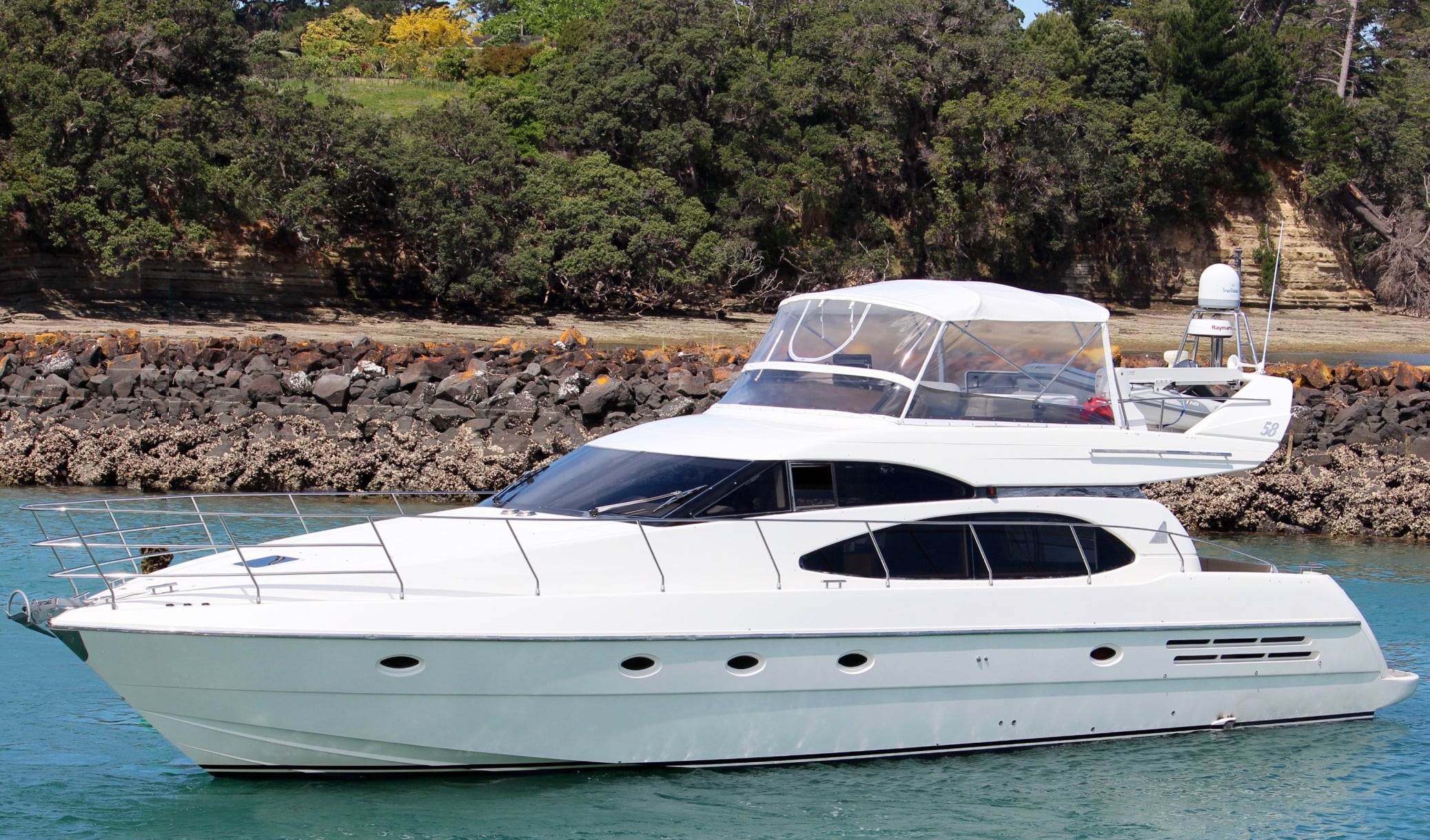 Azimut Yachts 58 Flybridge