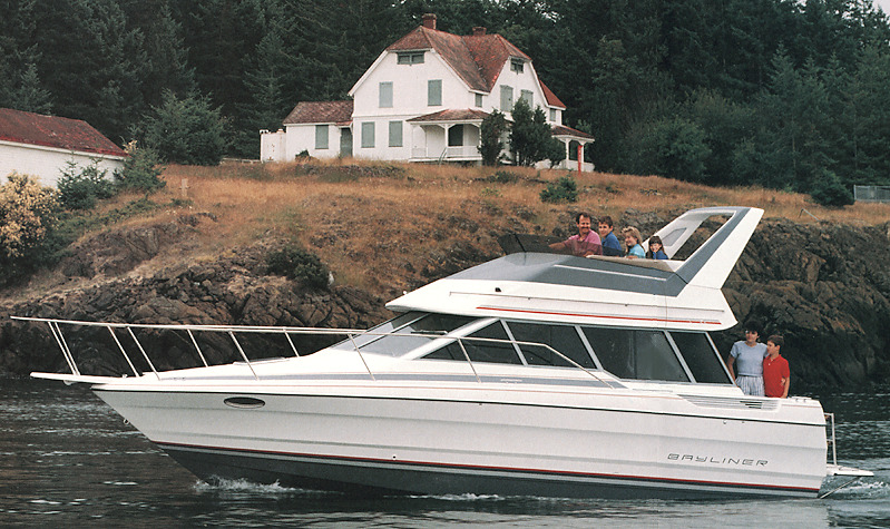 Bayliner Yachts 2950-2958 Command Bridge