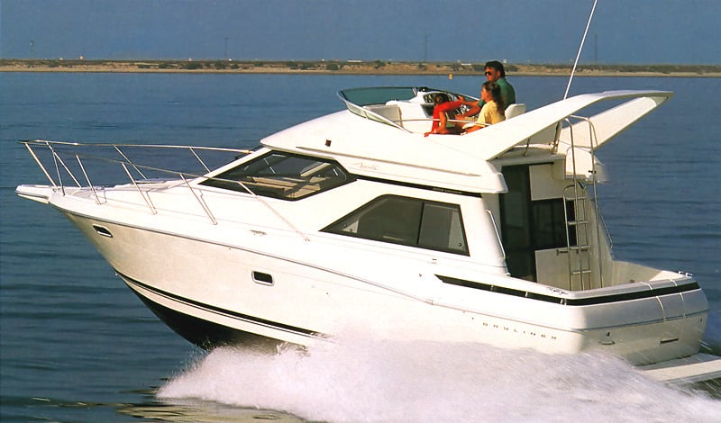 Bayliner Yachts 3258 Command Bridge