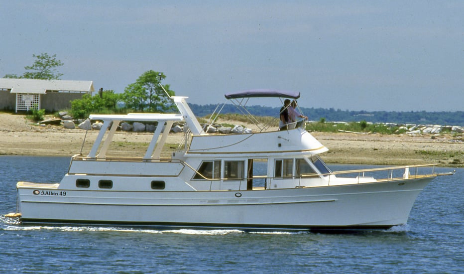 Albin 49 Cockpit Trawler