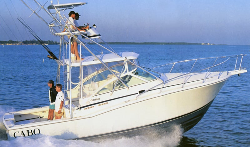 Cabo Yachts 31 Express