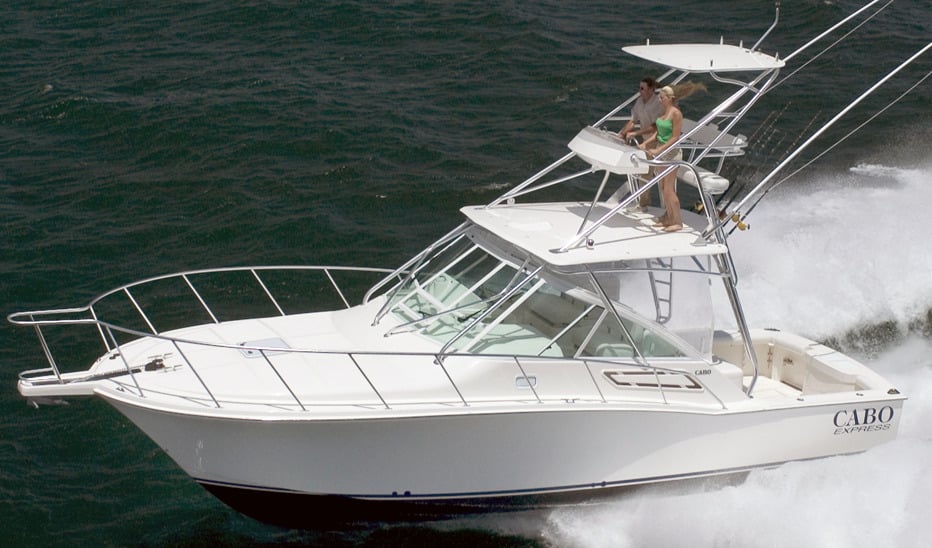 Cabo Yachts 32 Express