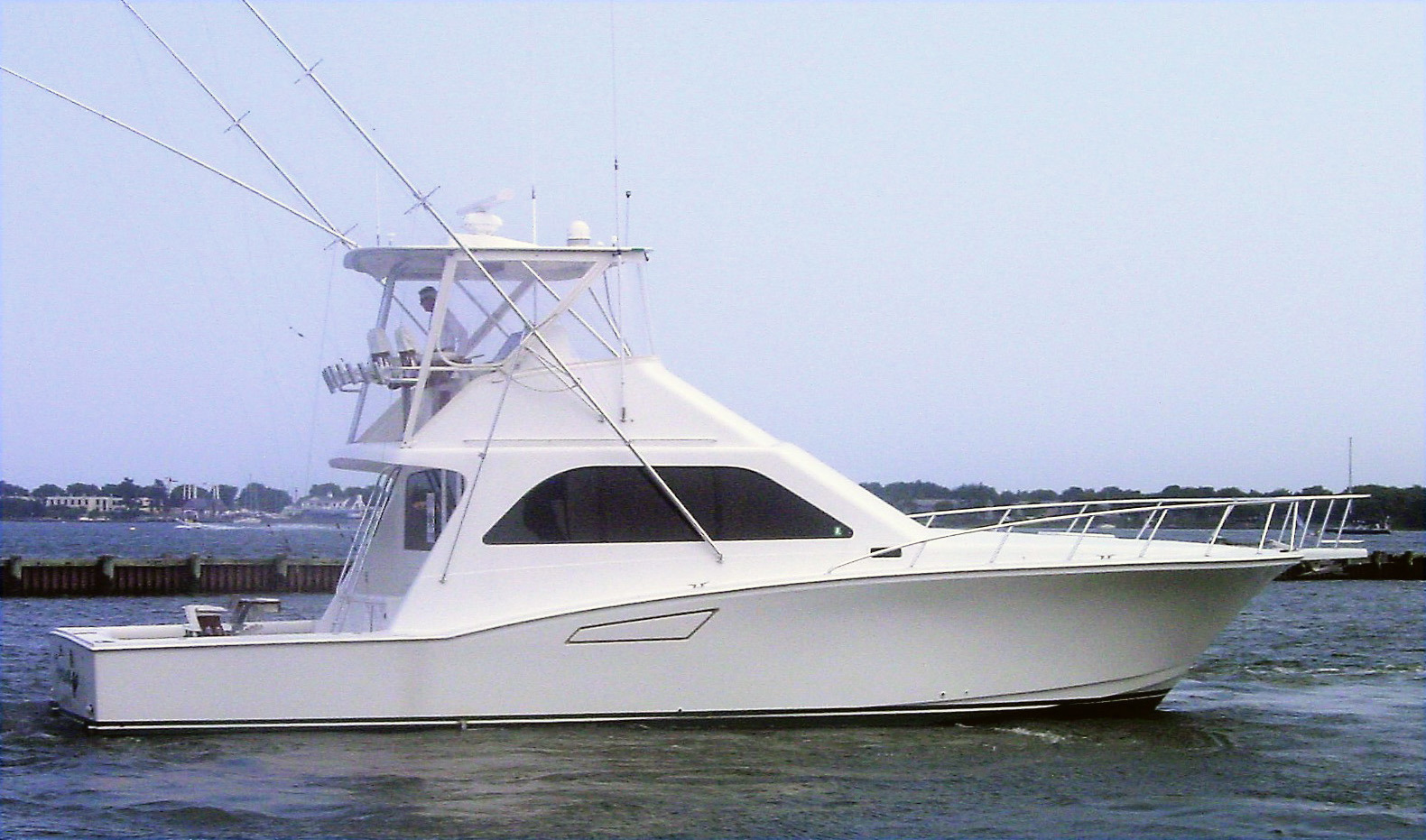 Cabo Yachts 47-48 Flybridge