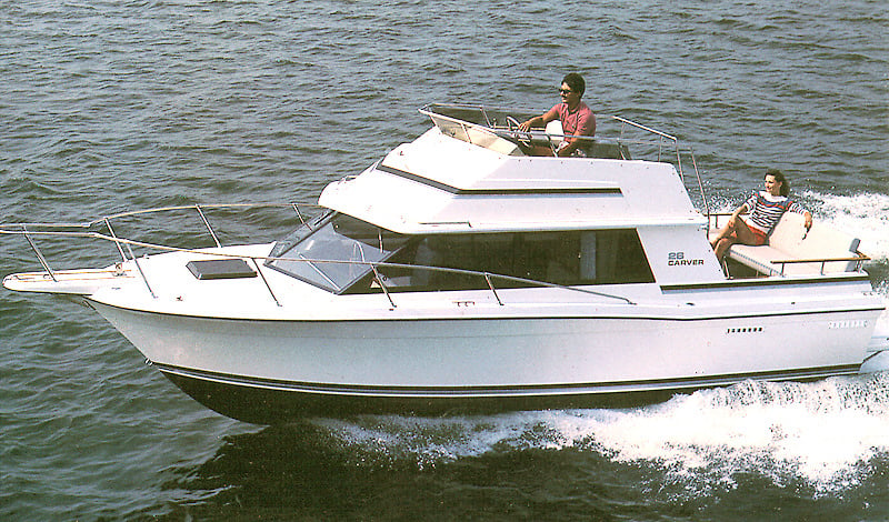 Carver Yachts 2667 Santa Cruz (1980–87) | HMY Yachts