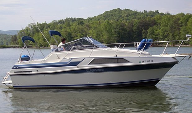 Carver Yachts 2757 Montego; 530 Montego