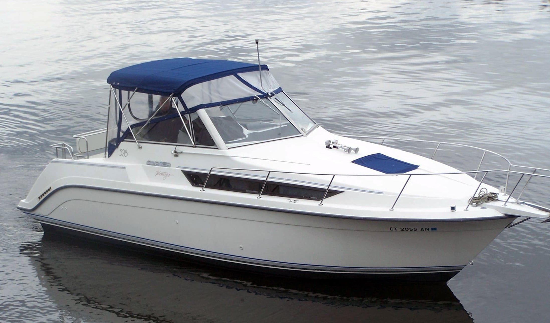 Carver Yachts 2557 Montego; 528 Montego; 280 Express