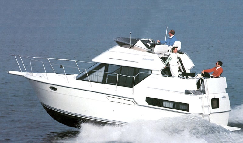 Carver Yachts 28 Aft Cabin; 300 Aft Cabin