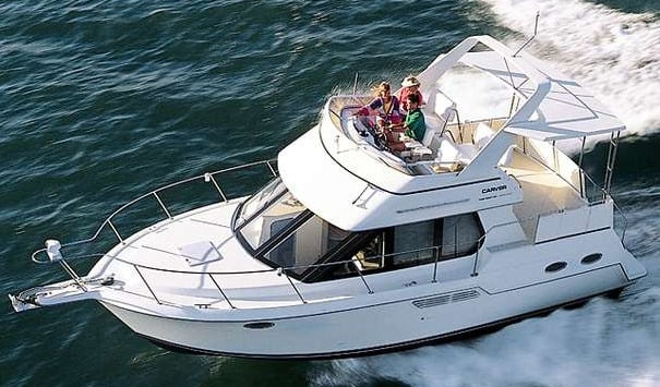 Carver Yachts 325-326 Aft Cabin