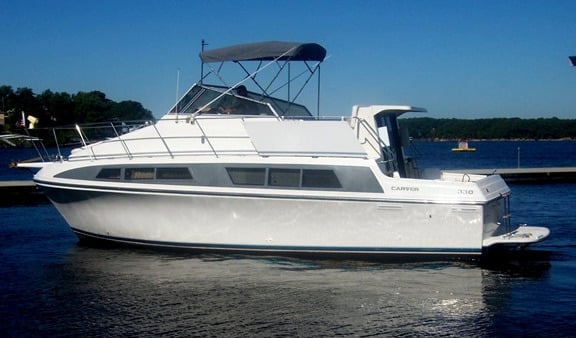 Carver Yachts 3297 Mariner; 330 Mariner