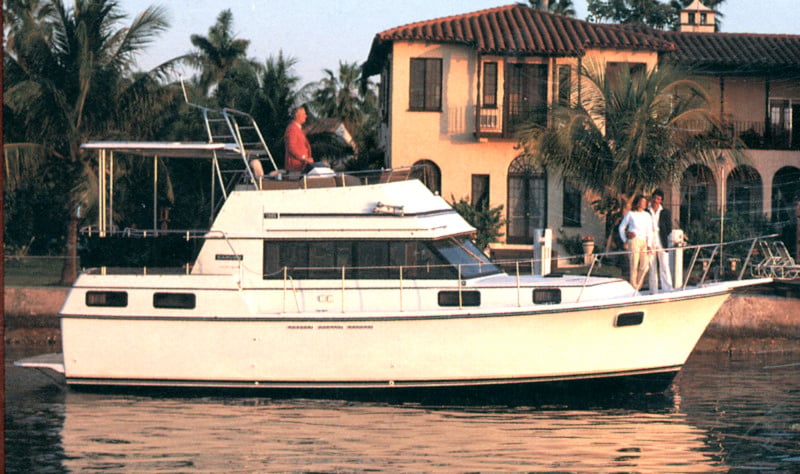 Carver Yachts 3607 Aft Cabin