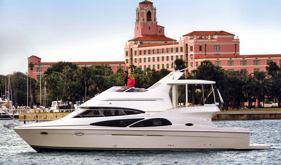 Carver Yachts 41 Cockpit Motor Yacht