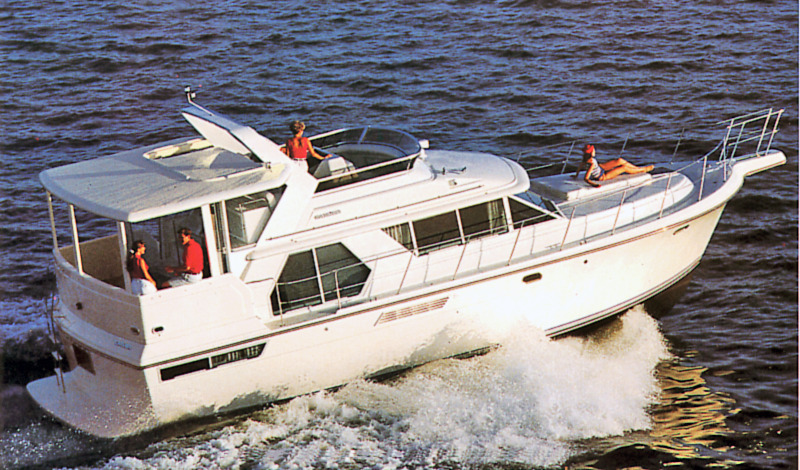 Carver Yachts 440 Aft Cabin