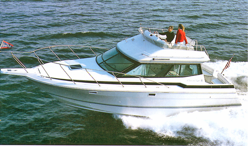 Chris Craft Yachts 320 Amerosport Sedan