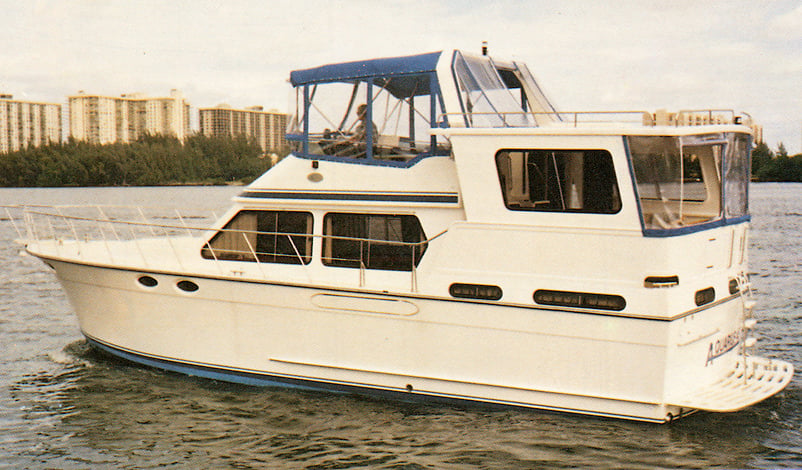Aquarius 45 Motor Yacht