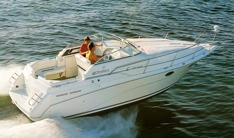 Cruisers Yachts 2670 Rogue