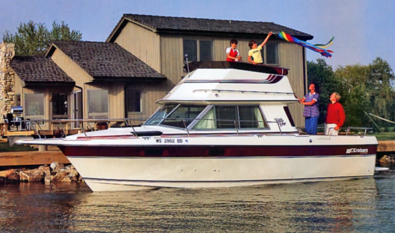 Cruisers Yachts 288-298 Villa Vee; 2980 Esprit