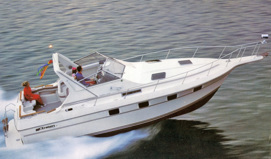 Cruisers Yachts 3370 Esprit