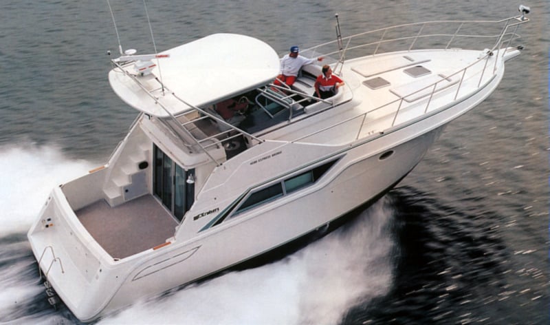 Cruisers Yachts 4280 Express Bridge