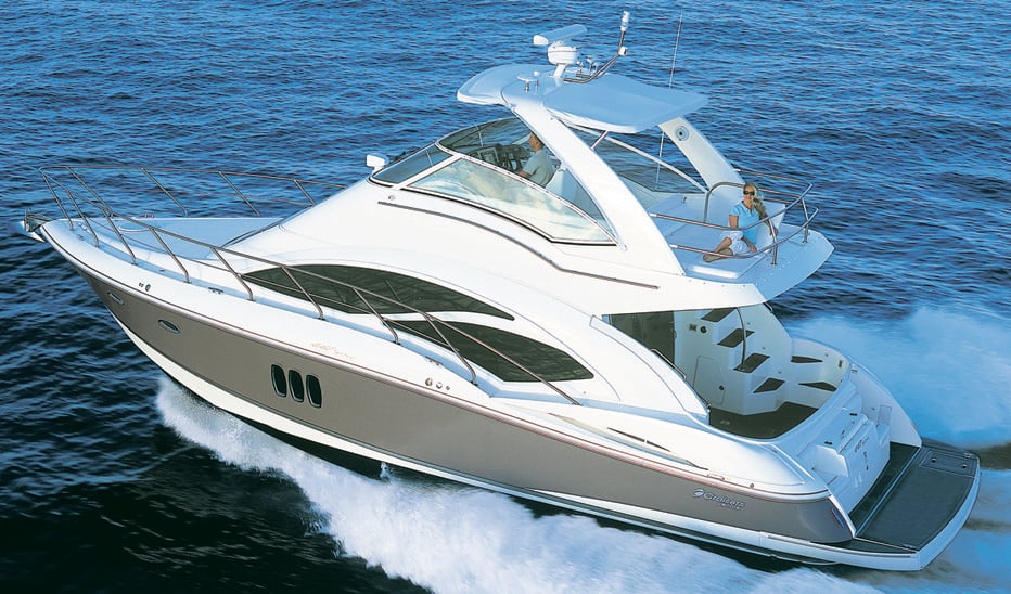 Cruisers Yachts 447 Sport Sedan