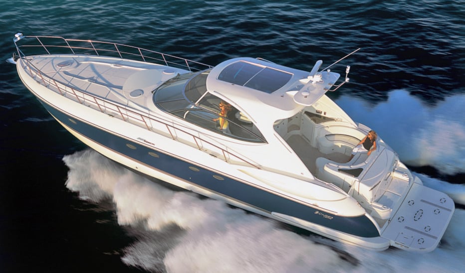 Cruisers Yachts 5370-5470 Express; 540-560 Express (2002–11) | HMY