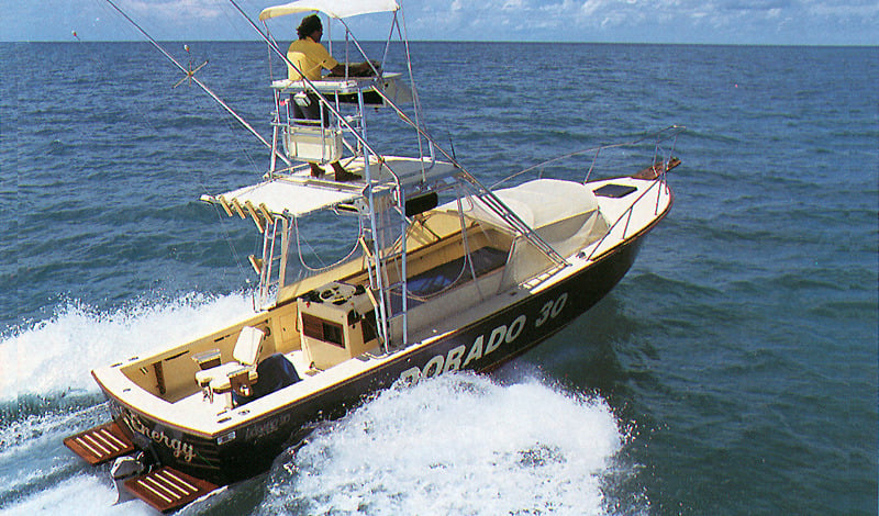 Dorado 30 Center Console