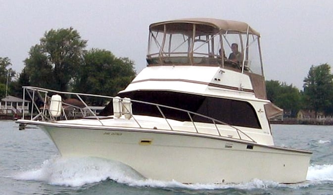 Egg Harbor Yachts 33 Sedan