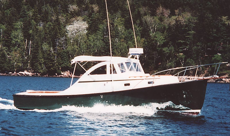 Ellis 28 Bass Boat