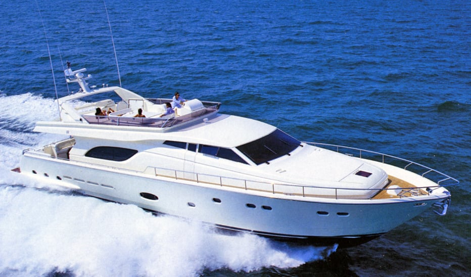 Ferretti Yachts 80-810