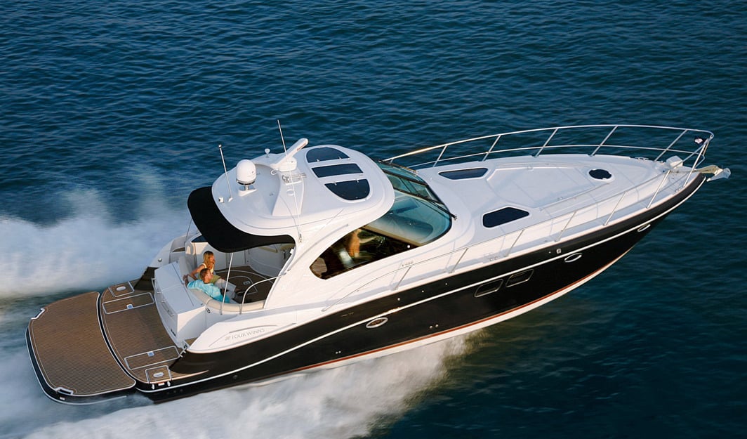 Four Winns V458; V475