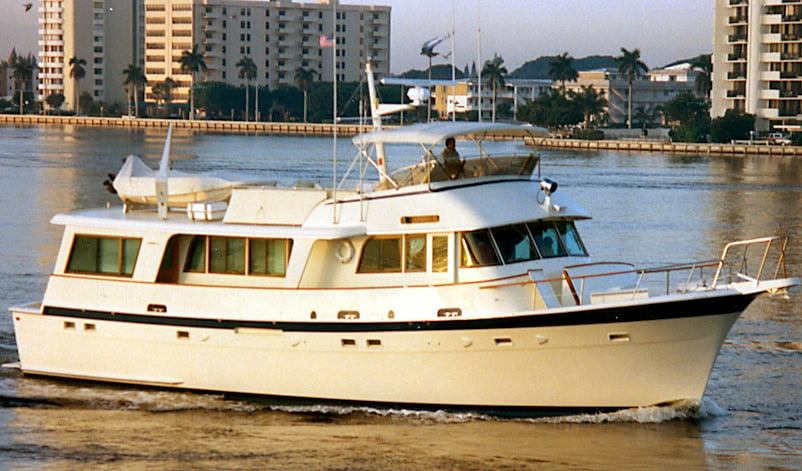 Hatteras Yachts 65 Long Range Cruiser