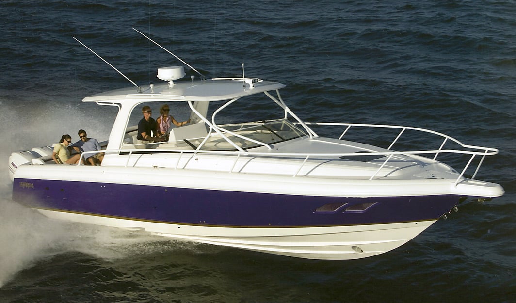 Intrepid Yachts 390 Sport Yacht