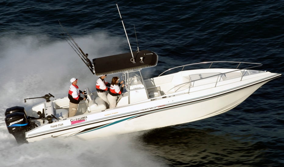 Fountain 31 Center Console