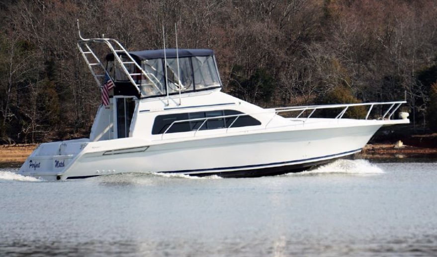 Mainship Yachts 40 Sedan Bridge