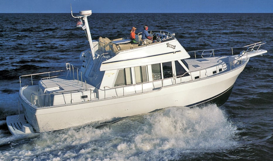 Mainship Yachts 430 Trawler