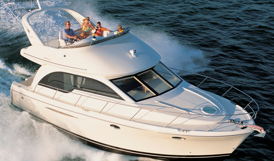 Meridian Yachts 381 Sedan